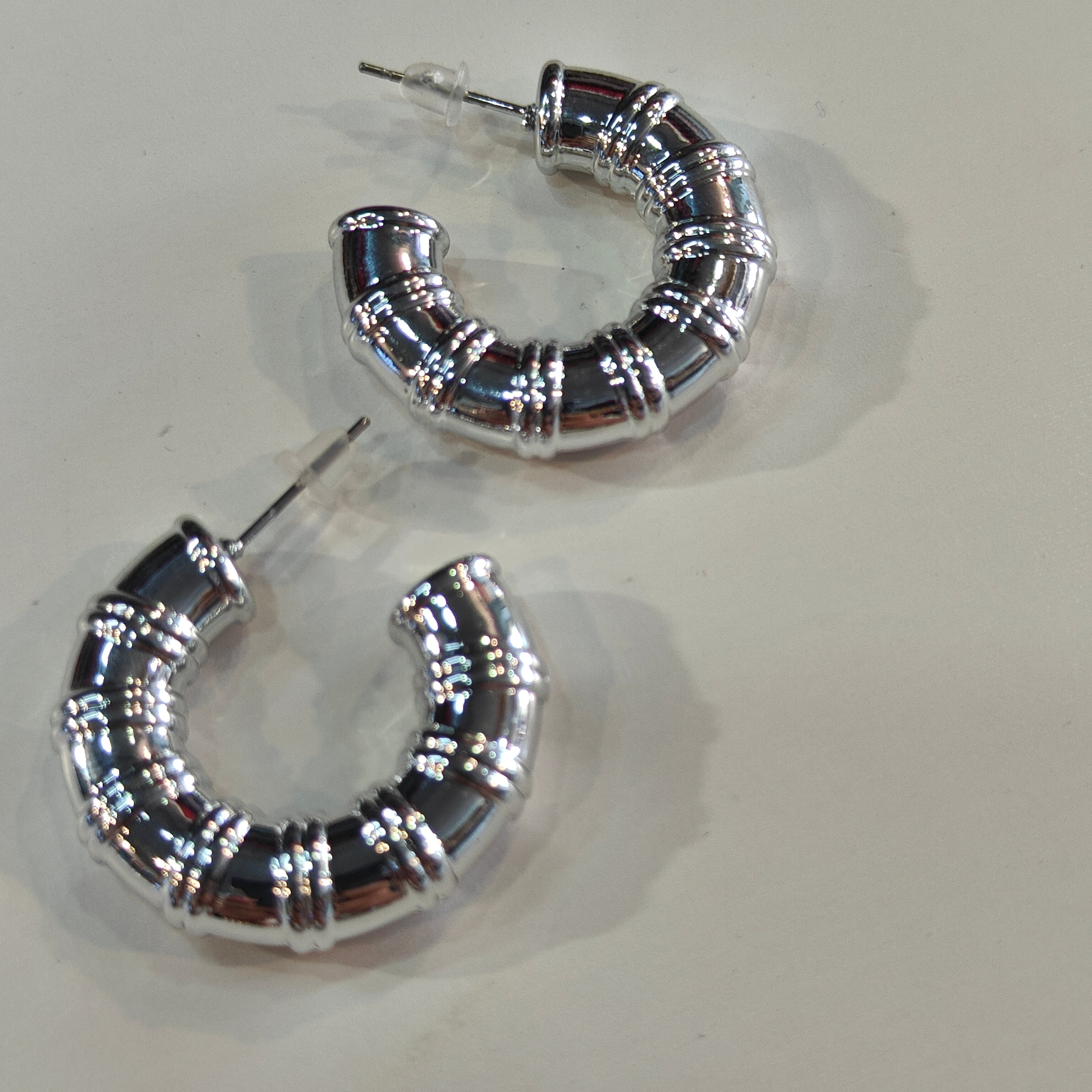 Small studs