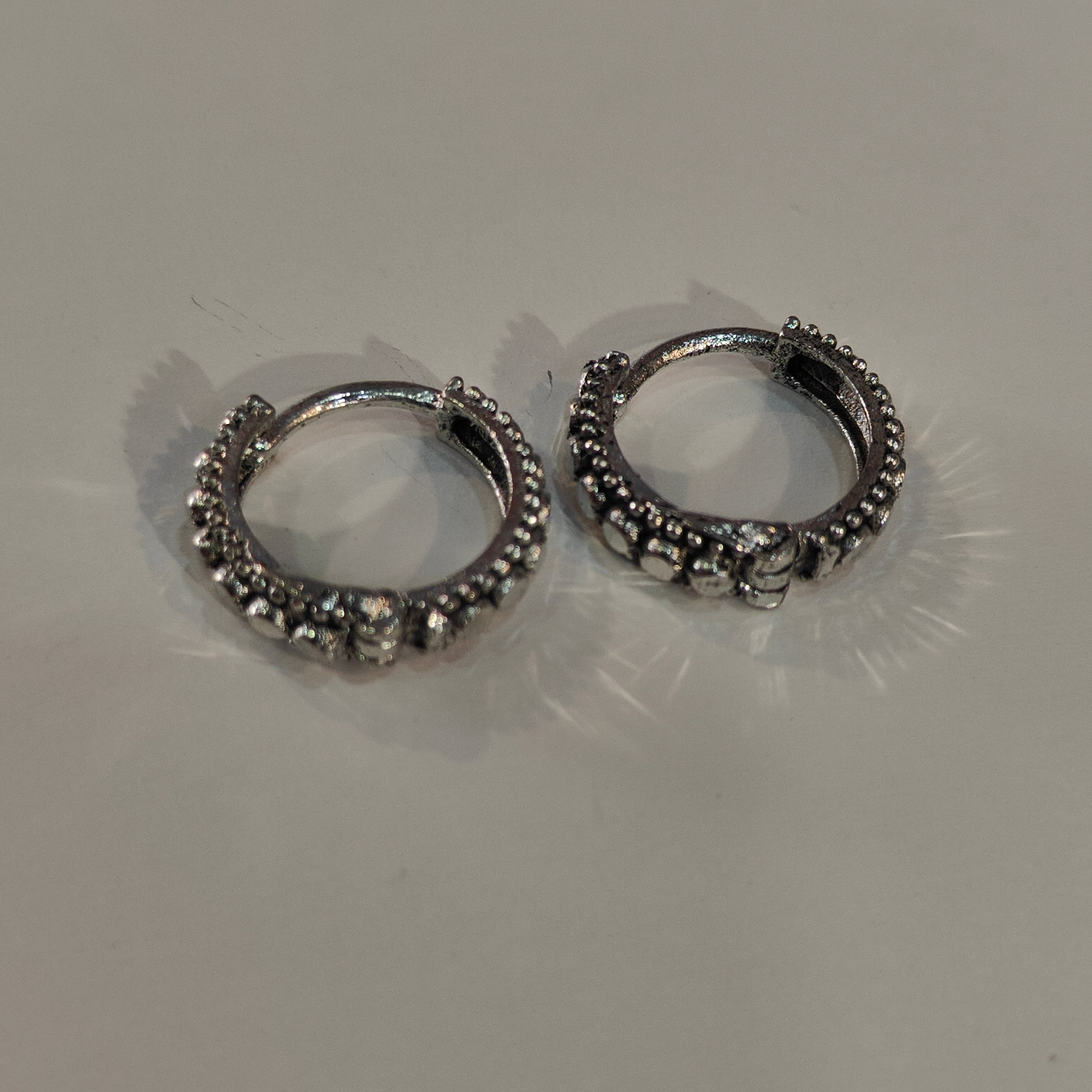 Oxidised small studs