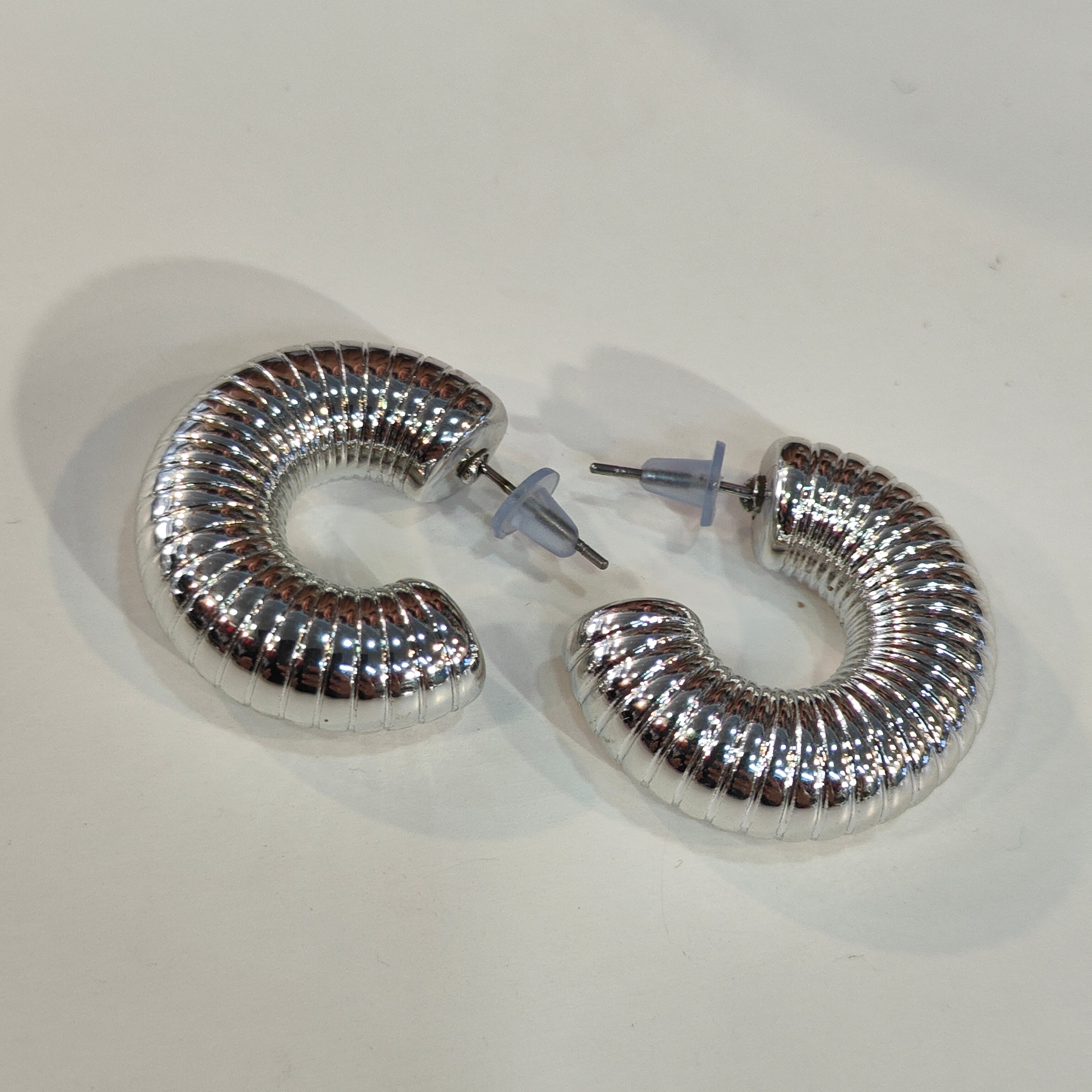 Small studs